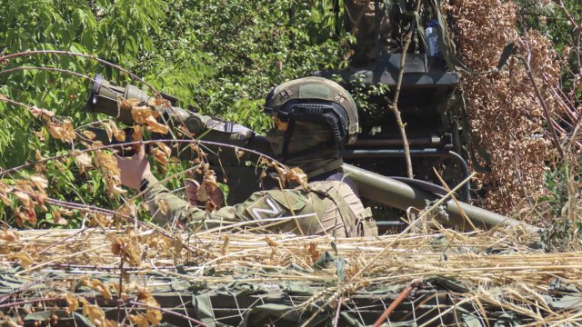 След избухването на военния конфликт между Русия и Украйна страни