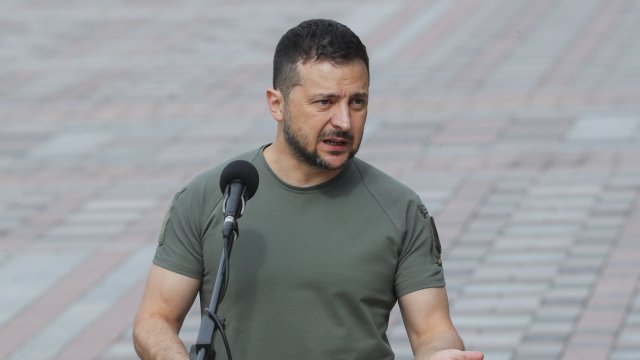 Украинската армия си е върнала около 2000 км територия през