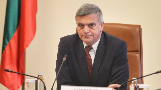 Със заповед на министър председателя Стефан Янев от длъжността заместник министър на