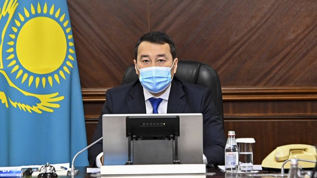 Алихан Смаилов стана новият премиер на Казахстан. Той бе назначен