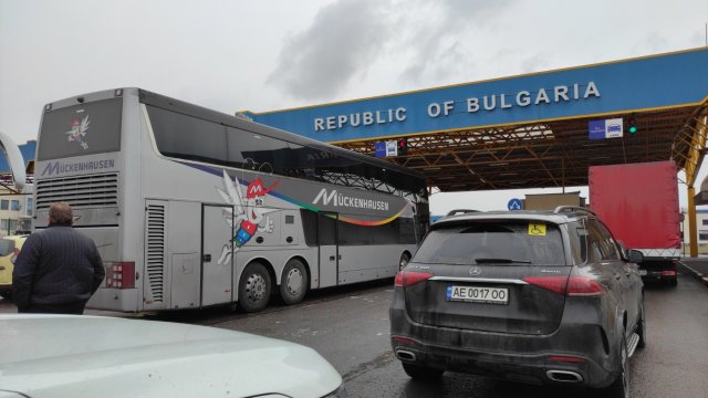 Допълнителната проверка на ЕС потвърждава че България и Румъния продължават