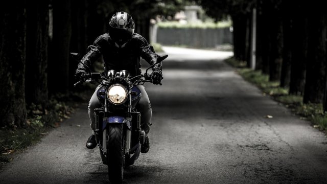 Счита се че мотоциклетите консумират по малко гориво от превозните средства