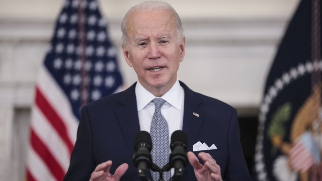 Администрацията на Байдън и съюзниците на САЩ обсъждат да наложат