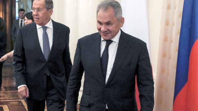 Министърът на отбраната на Русия Сергей Шойгу е инспектирал руската