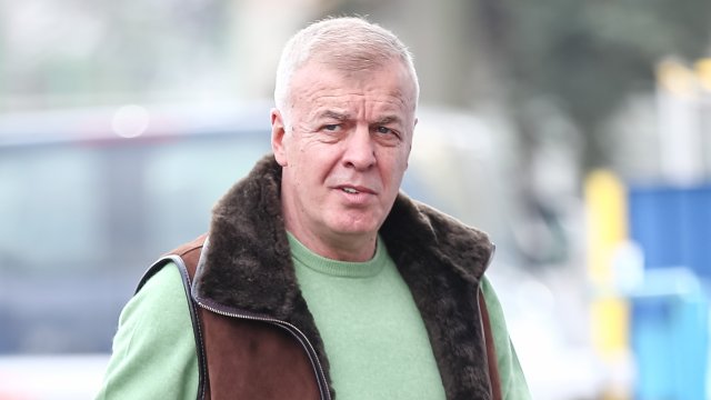 Мажоритарният собственик на ПФК Левски  Наско Сираков направи обръщение към