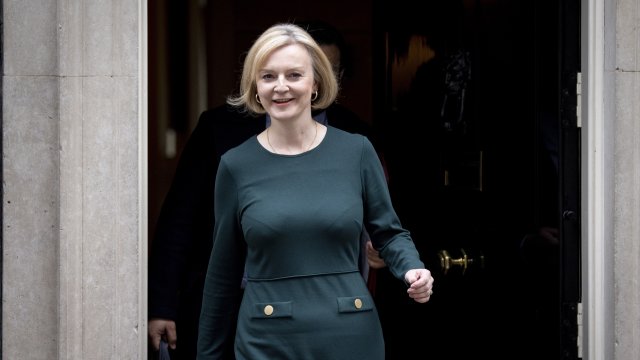 Британски депутати ще опитат тази седмица да свалят премиера Лиз