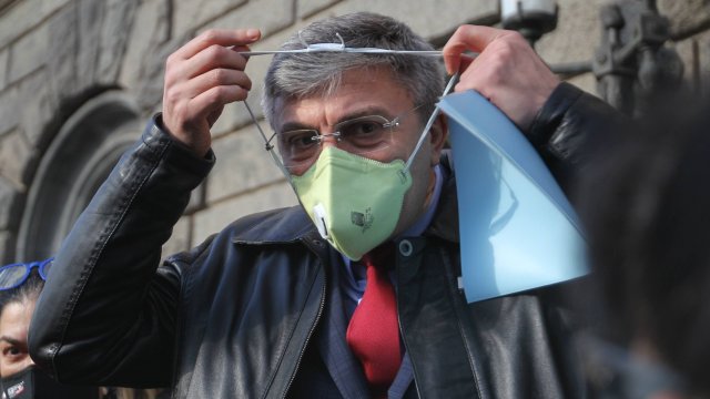 Аз през 2009 година съм участвал при правеното на алгоритъма