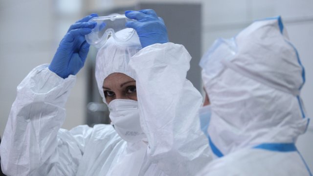 Реакцията на антителата при хора заразени с Ковид 19 варира в