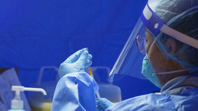 Броят на новите заразявания с коронавирус по света е спаднал