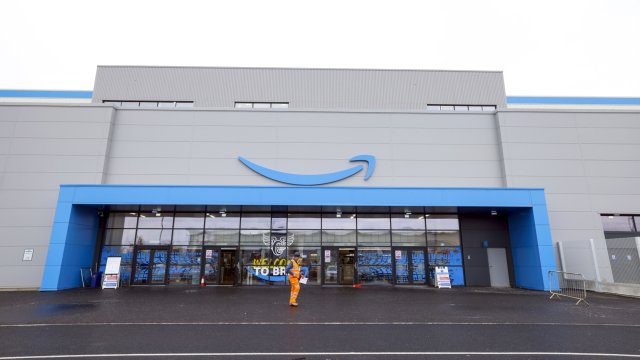 В сряда операциите на Amazon за изчисления в облака претърпяха