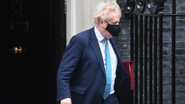 Великобритания обсъжда голямо разполагане на сили на НАТО като част