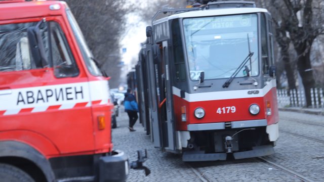 Катастрофа в широкия центъра на София спря трамвай 22 да