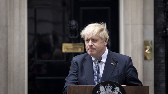 Британският премиер Борис Джонсън обяви че до оставането му на