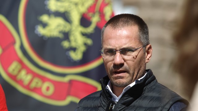 Българската дипломация трябва да поиска поне сухопътните граници спешно да