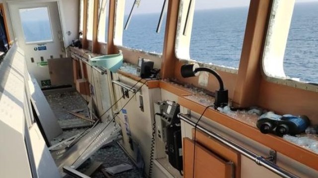 Ракета е ударила турски кораб в Черно море. Плавателният съд