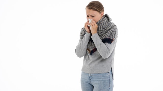 Запушеният нос е най често срещаният проблем при вирусни инфекции настинки