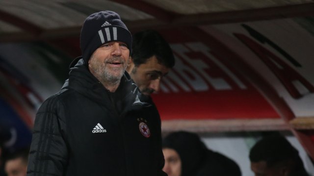 Треньорът на ЦСКА Стойчо Младенов изсипа гневна тирада след трудната