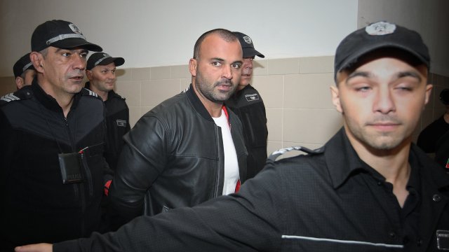 Съдът гледа мярката за неотклонение на Димитър Любенов обвиняем за