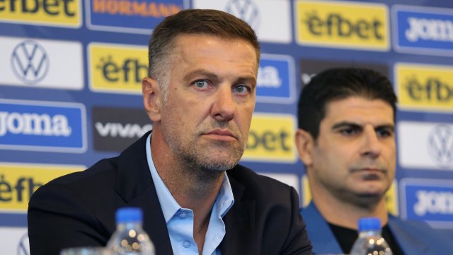 Селекционерът на националния отбор на България Младен Кръстаич обяви група