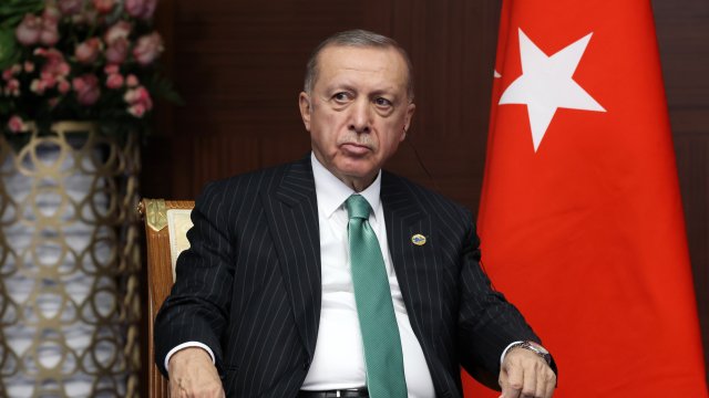 Конституционният съд на Турция блокира банковите сметки на прокюрдската Демократична