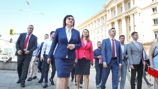 Още през месец април предвидихме задаващата се криза с доставките