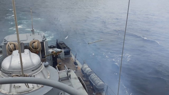 Министърът на отбраната Хулуси Акар изрази подозрение относно възможността за