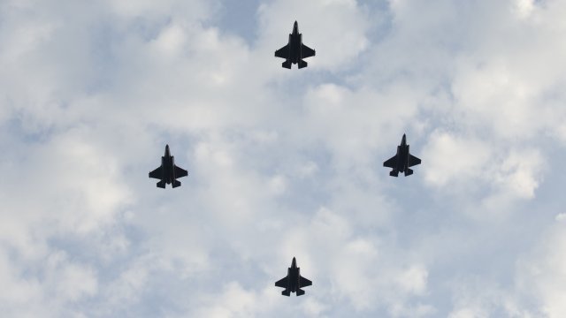 Изтребители от Военновъздушните сили на Кралство Испания ще изпълнят дневни