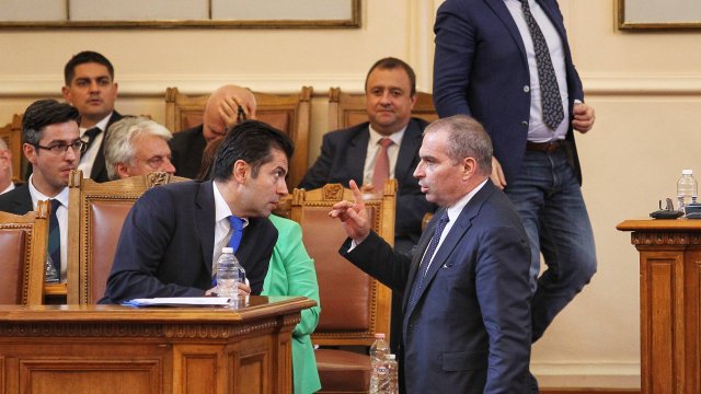 Почти не си спомням вот на недоверие след 6 месеца