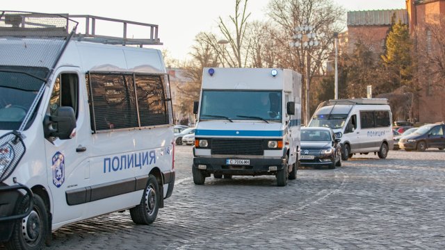 Полицията от Стара Загора е задържала двама души по случая с