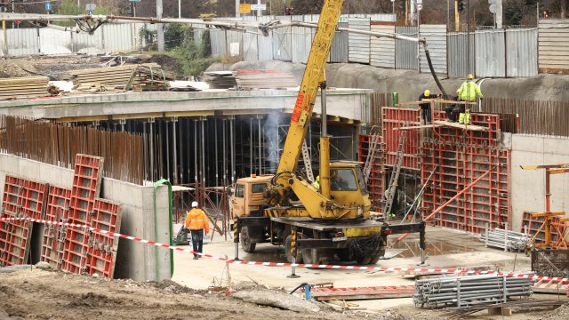 Започна пробивът на тунелния участък при изграждане на метростанция Тракия част