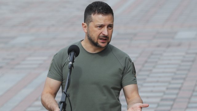 Украинският президент Володимир Зеленски отправи призив към руснаците във вечерното