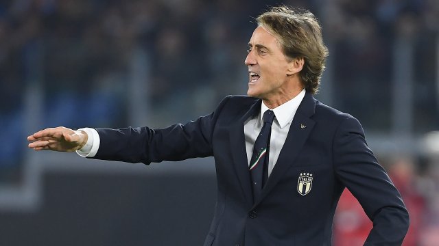 В крайното класиране часовникарите завършват с 18 точки адзурите са