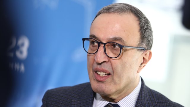 Потомци на македонски родове и президентът Петър Стоянов отправиха апел