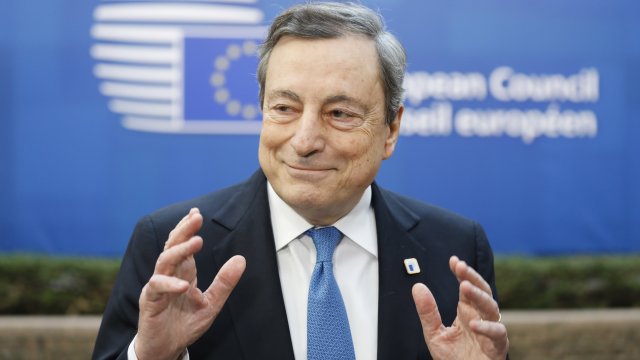 Италианският министър председател Марио Драги заяви че спирането на вноса на