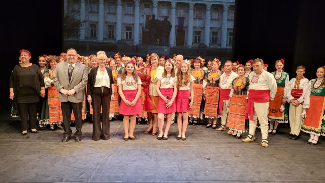 24 май е най светлият най българският празник Днес България ликува Където