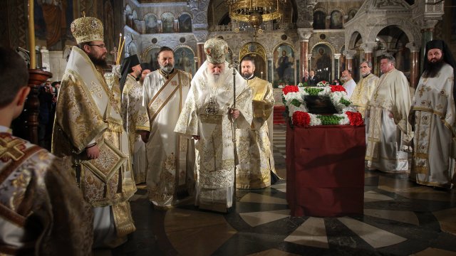 На днешния ден празнуваме Ивановден денят на Св Йоан