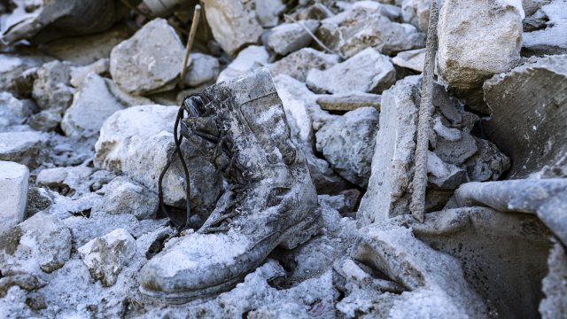 Украинските въоръжени сили отрекоха твърденията че Русия вече контролира малкия