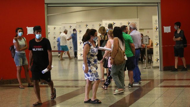 Рязък скок на заразените с коронавирус в Гърция отчитат здравните власти От