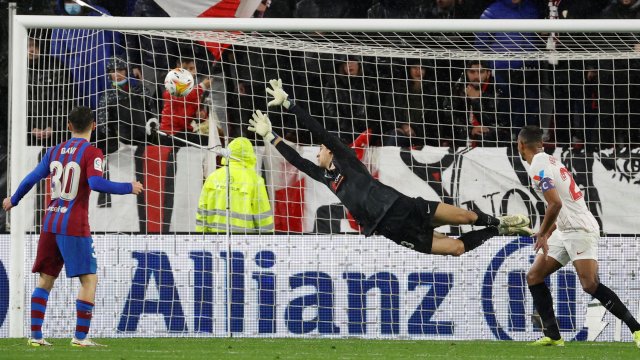 Барселона си тръгна с равенство 1 1 от Севиля въпреки че