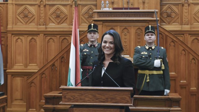 Унгарският парламент избра Каталин Новак за първата жена президент на
