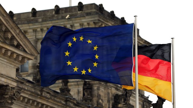 Германското правителство заяви днес че смята за опасна ядрената енергия
