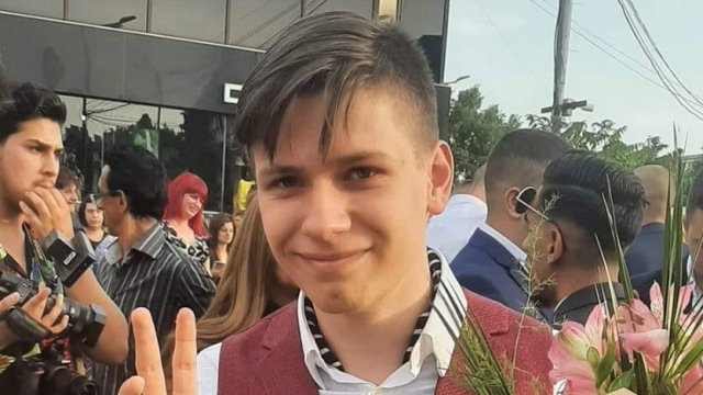 След щастливата развръзка с намирането на сина ѝ майката на