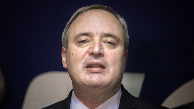 Той е категоричен че страната ни има нужда от редовно