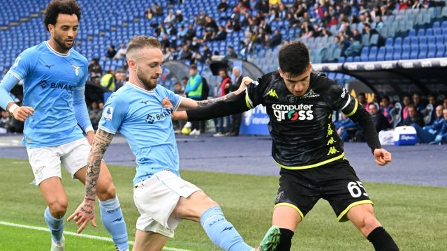 Лацио изпусна два гола аванс и отново не успя да