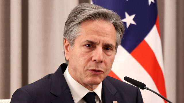 Държавният секретар на САЩ Антъни Блинкен отложи посещението си в