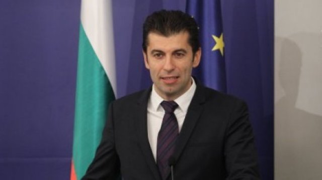 Няма да допуснем чужди дипломати да ни дават ултиматум до