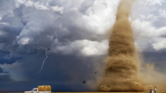 Торнадо връхлетя части от американските щати Тексас и Оклахома като