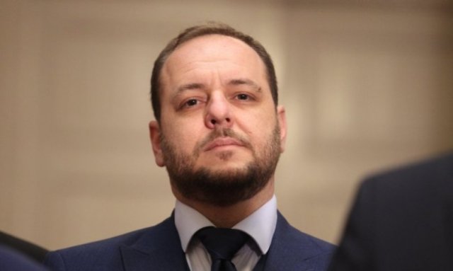 Министърът на околната среда и водите Борислав Сандов издаде заповед