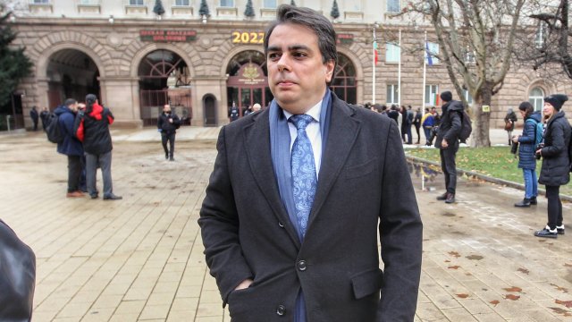 Вицепремиерът по еврофондовете и министър на финансите Асен Василев назначи