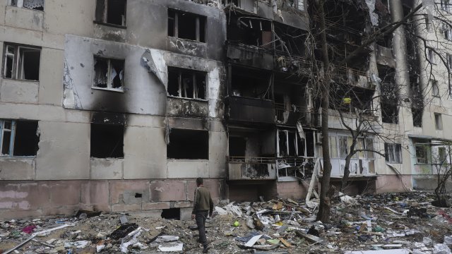 Руските сили вече контролират по голямата част от Северодонецк в Източна